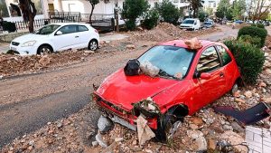 Голые склоны и мёртвые ливнёвки: анатомия катастрофы в Аттике