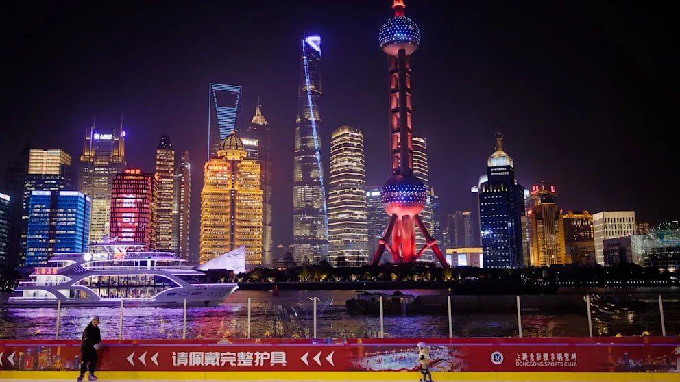 Китай протягивает руку ЕС на фоне трещин в трансатлантическом союзе