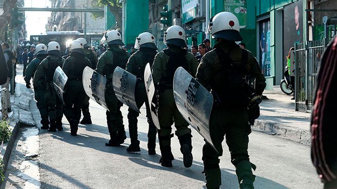 Полиция вводит четырёхдневный запрет на митинги в Афинах из-за Имиа