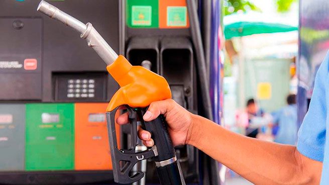 Рейд ΔΑΟΕ: сеть АЗС «недоливала» топливо через нелегальный софт